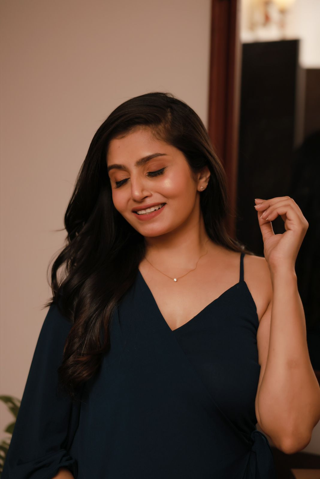 CELIA DAINTY CHAIN - Gallery 2